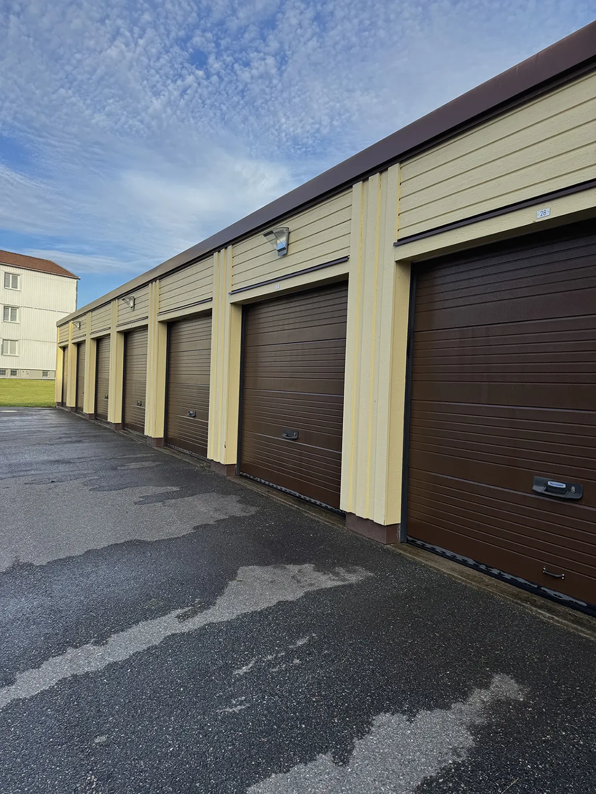 Clean Circle - Experter på fasad- och garagetvätt i Karlskoga